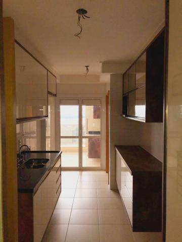 Alugar Apartamento / Padrão em Ribeirão Preto R$ 3.200,00 - Foto 4