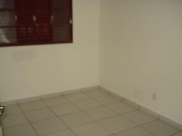 Alugar Apartamento / Padrão em Ribeirão Preto R$ 800,00 - Foto 18