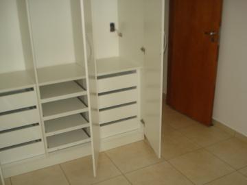 Alugar Apartamento / Padrão em Ribeirão Preto R$ 1.000,00 - Foto 15