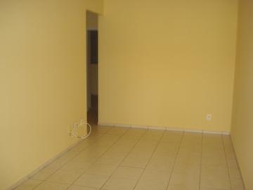 Alugar Casa / Condomínio em Ribeirão Preto R$ 1.800,00 - Foto 4