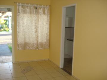 Alugar Casa / Condomínio em Ribeirão Preto R$ 1.800,00 - Foto 5
