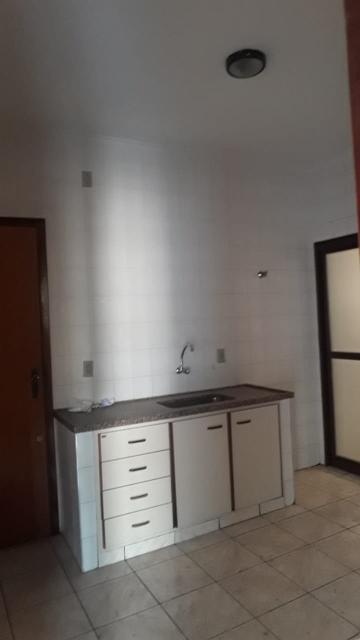 Alugar Apartamento / Padrão em Ribeirão Preto R$ 1.200,00 - Foto 14