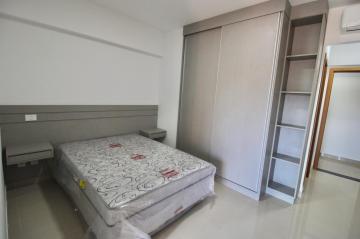Alugar Apartamento / Kitchnet em Ribeirão Preto. apenas R$ 1.100,00