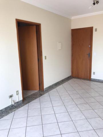 Comprar Apartamento / Padrão em Ribeirão Preto R$ 240.000,00 - Foto 2