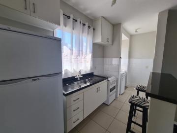 Alugar Apartamento / Padrão em Ribeirão Preto R$ 1.100,00 - Foto 2