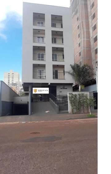 Alugar Apartamento / Padrão em Ribeirão Preto R$ 740,00 - Foto 2