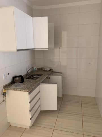 Alugar Apartamento / Padrão em Ribeirão Preto. apenas R$ 318.000,00
