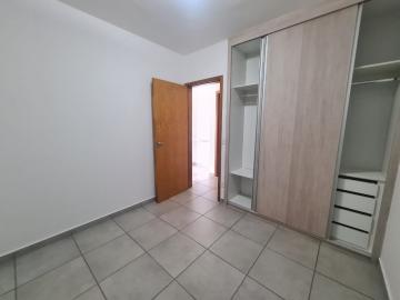 Alugar Apartamento / Padrão em Ribeirão Preto R$ 1.300,00 - Foto 12