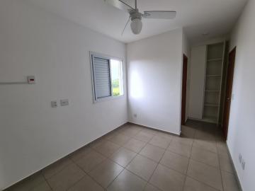 Alugar Apartamento / Padrão em Ribeirão Preto R$ 1.390,00 - Foto 8