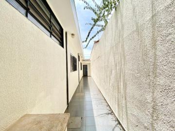 Alugar Casa / Padrão em Ribeirão Preto R$ 1.750,00 - Foto 11