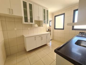 Alugar Apartamento / Padrão em Ribeirão Preto R$ 2.400,00 - Foto 11