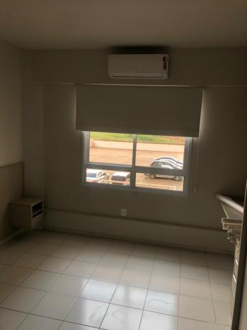 Alugar Apartamento / Kitchnet em Ribeirão Preto R$ 1.200,00 - Foto 5