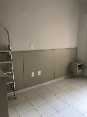 Alugar Apartamento / Kitchnet em Ribeirão Preto R$ 1.200,00 - Foto 6