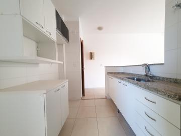 Alugar Apartamento / Padrão em Ribeirão Preto. apenas R$ 930,00
