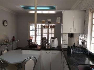Comprar Casa / Padrão em Ribeirão Preto R$ 1.110.000,00 - Foto 6