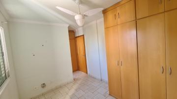 Alugar Apartamento / Padrão em Ribeirão Preto R$ 1.022,00 - Foto 5