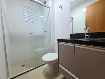 Alugar Apartamento / Padrão em Ribeirão Preto R$ 1.550,00 - Foto 9
