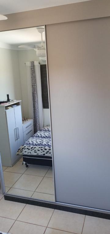 Alugar Apartamento / Padrão em Bonfim Paulista R$ 800,00 - Foto 10
