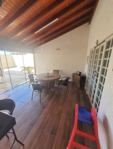 Comprar Casa / Padrão em Santa Rita do Passa Quatro R$ 350.000,00 - Foto 5