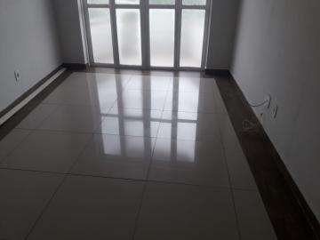 Alugar Apartamento / Padrão em Ribeirão Preto R$ 790,00 - Foto 4