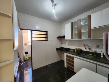 Alugar Apartamento / Padrão em Ribeirão Preto R$ 1.950,00 - Foto 2