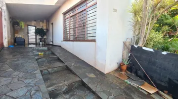 Casa / Padrão em Ribeirão Preto Alugar por R$3.600,00