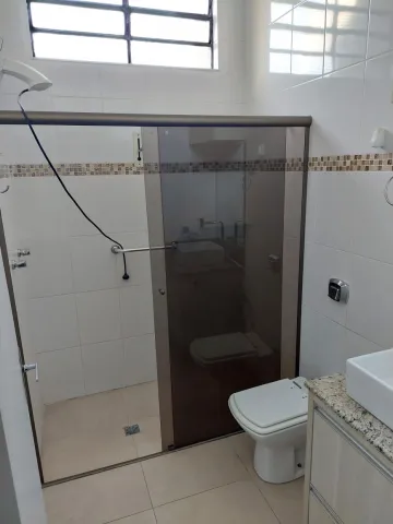 Alugar Casa / Padrão em Ribeirão Preto R$ 2.300,00 - Foto 9
