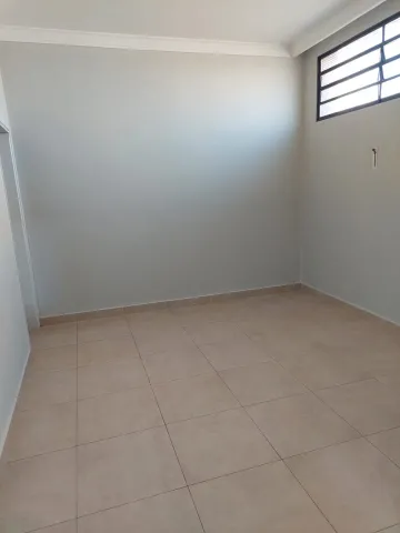 Alugar Casa / Padrão em Ribeirão Preto R$ 2.300,00 - Foto 4