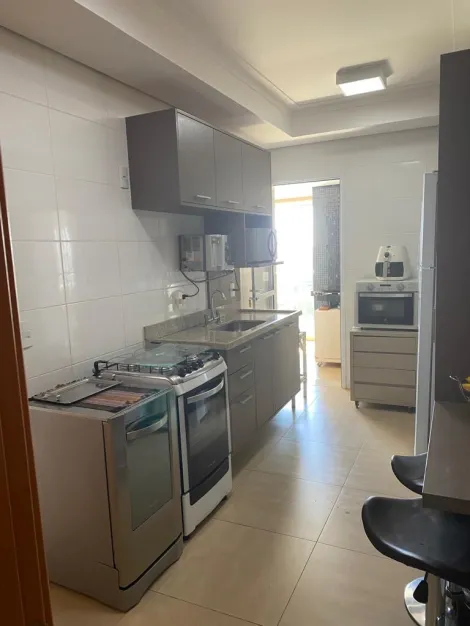 Comprar Apartamento / Padrão em Ribeirão Preto R$ 890.000,00 - Foto 5