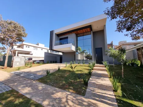 Casa / Condomínio em Bonfim Paulista 