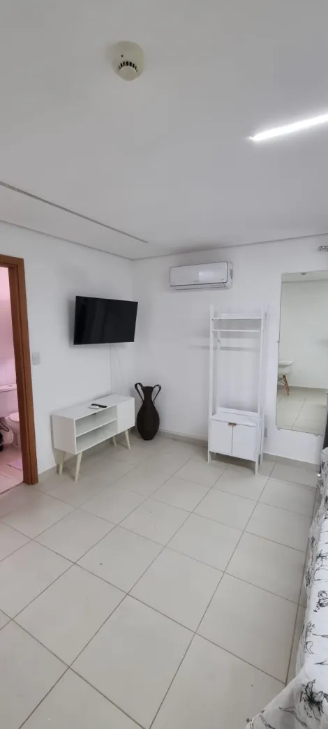Alugar Apartamento / Flat em Ribeirão Preto R$ 1.100,00 - Foto 2
