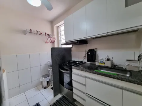 Comprar Apartamento / Padrão em Ribeirão Preto R$ 170.000,00 - Foto 3