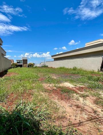 Comprar Terreno / Padrão em Ribeirão Preto R$ 460.000,00 - Foto 1