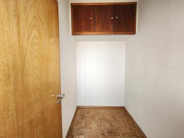 Alugar Apartamento / Padrão em Ribeirão Preto R$ 550,00 - Foto 15