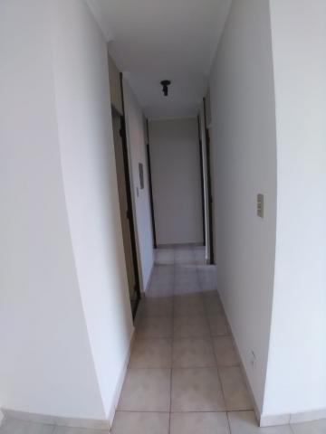 Alugar Apartamento / Padrão em Ribeirão Preto R$ 970,00 - Foto 8