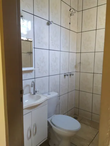 Alugar Casa / Padrão em Ribeirão Preto R$ 1.400,00 - Foto 5