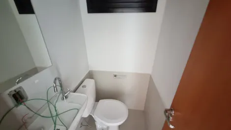 Alugar Apartamento / Padrão em Ribeirão Preto R$ 1.650,00 - Foto 6