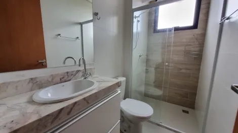 Alugar Apartamento / Padrão em Ribeirão Preto R$ 1.650,00 - Foto 14