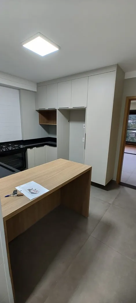 Alugar Apartamento / Padrão em Ribeirão Preto R$ 5.400,00 - Foto 6