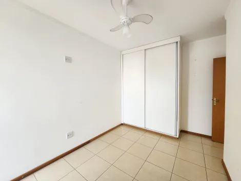 Alugar Apartamento / Padrão em Ribeirão Preto R$ 1.800,00 - Foto 11