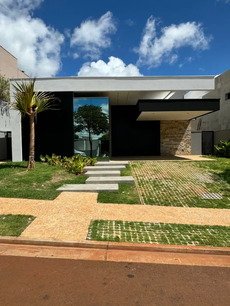 Casa / Condomínio em Bonfim Paulista 