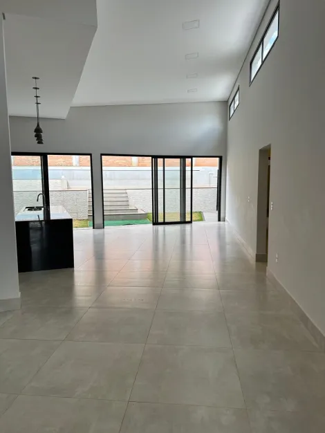 imagem 3 - Casa á Venda, 3 quartos, sendo 3 suítes, 260,00 m² - Condomínio Vista Bella - por R$ 1.365.000,00 imagem 3 - Casa á Venda, 3 quartos, sendo 3 suítes, 260,00 m² - Condomínio Vista Bella - por R$ 1.365.000,00