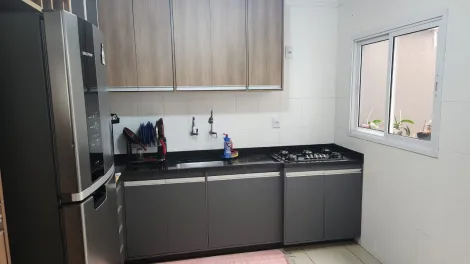 Alugar Casa / Condomínio em Ribeirão Preto R$ 1.300,00 - Foto 3