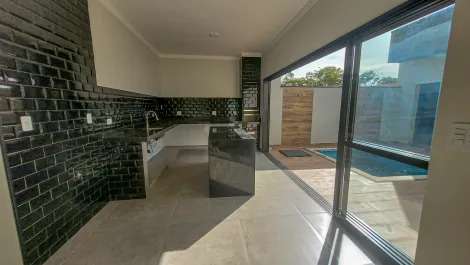 Comprar Casa / Condomínio em Bonfim Paulista R$ 800.000,00 - Foto 3