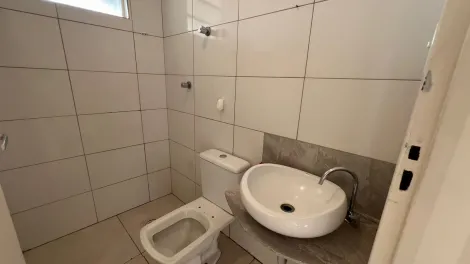 Alugar Apartamento / Padrão em Ribeirão Preto R$ 740,00 - Foto 8