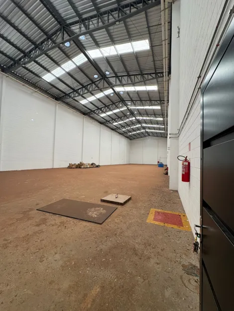 imagem 3 - Galpão Comercial 1.240m² disponível para locação imagem 3 - Galpão Comercial 1.240m² disponível para locação